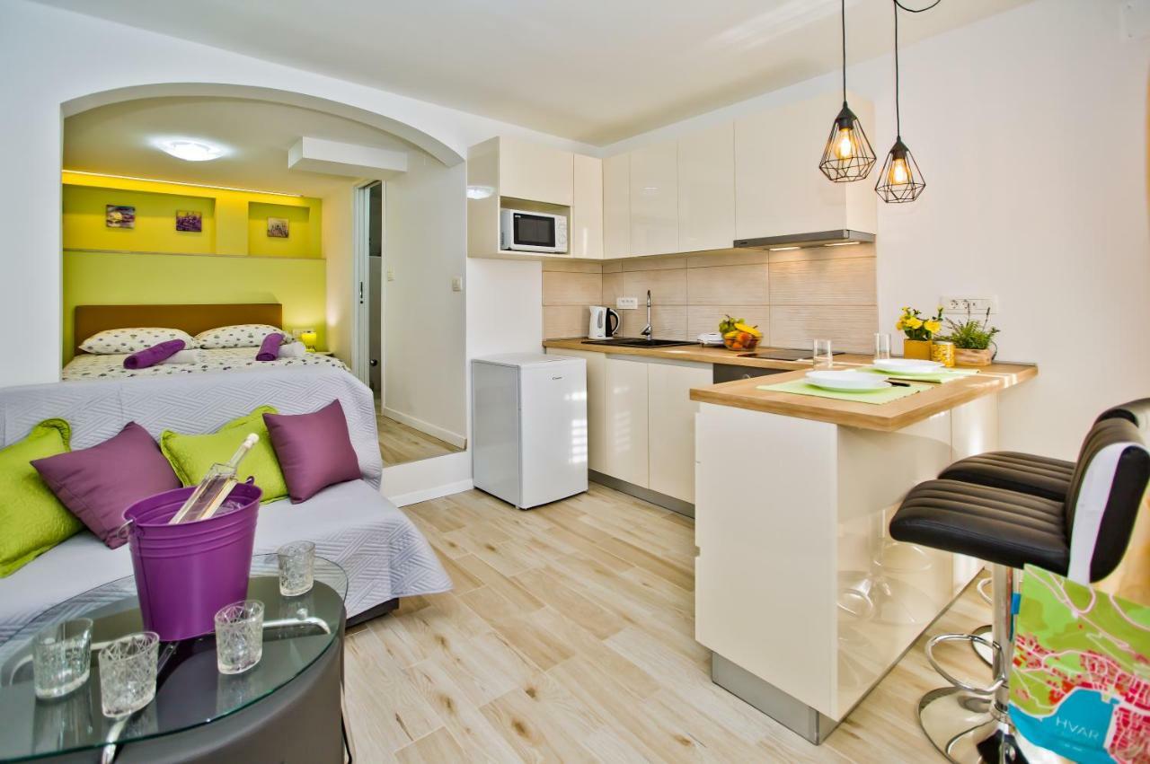 Apartment Petric Hvar Town Exterior photo
